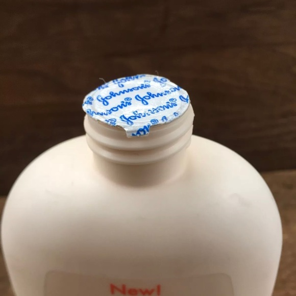 Johnson's Honey Apple Baby Wash 15 oz. ORIGINAL FORMULA ~SEALED - Picture 2 of 2